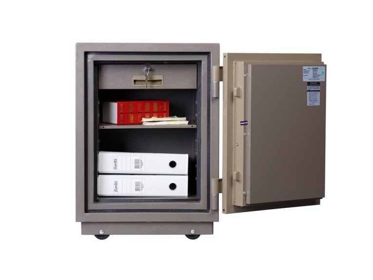 Огнестойкий сейф Valberg FRS-66T KL купить в Москве