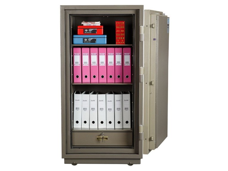 Огнестойкий сейф Valberg FRS-140.T-EL купить в Москве