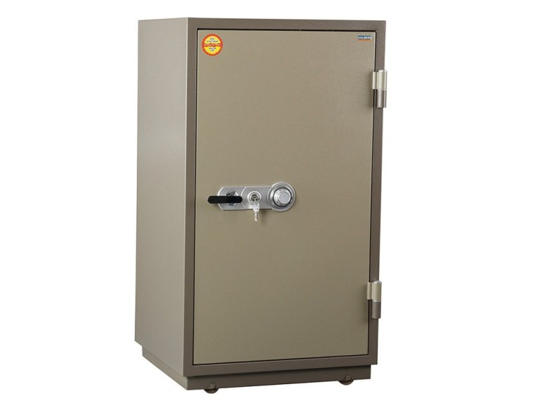 Огнестойкий сейф Valberg FRS-127.T-CL купить в Москве