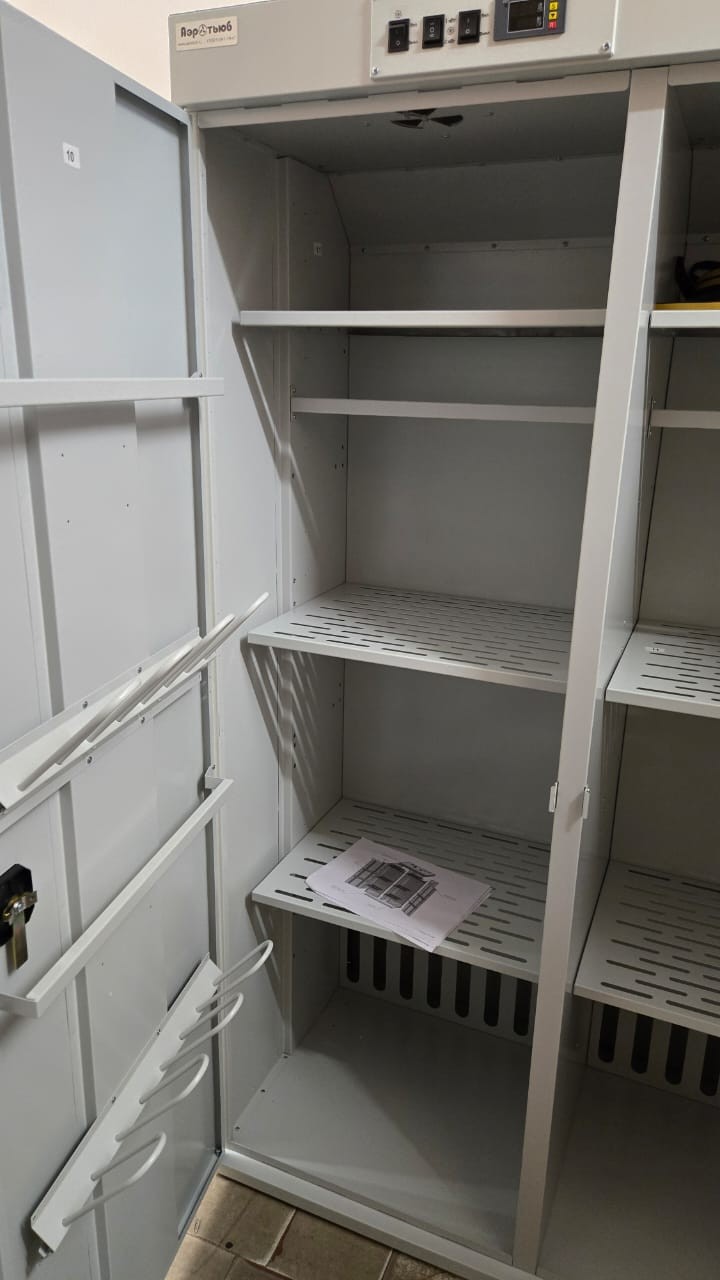 Сушильный шкаф ШС-4 СП3 Ф для одежды, белья и обуви купить в Москве Сушильный шкаф ШС-4 СП3 Ф для одежды, белья и обуви купить в Москве