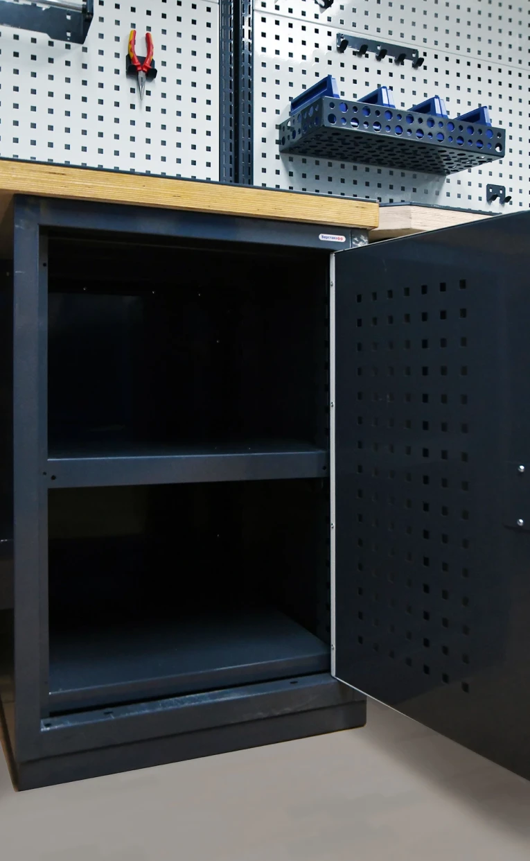 Верстак FBK 205.57.4 купить в Москве