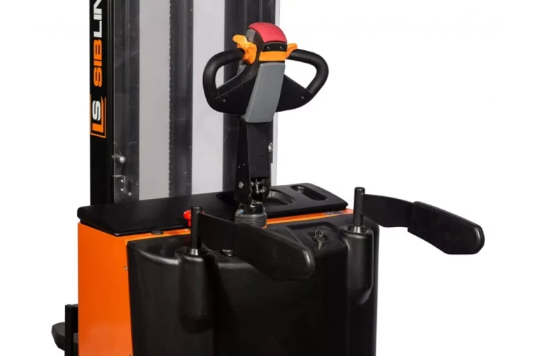 Штабелер электрический самоходный 1,5 т - 3,6 м Вилы: 1150 , АКБ Свинцово - кислотная, CL1536W SIBLINE купить в Москве